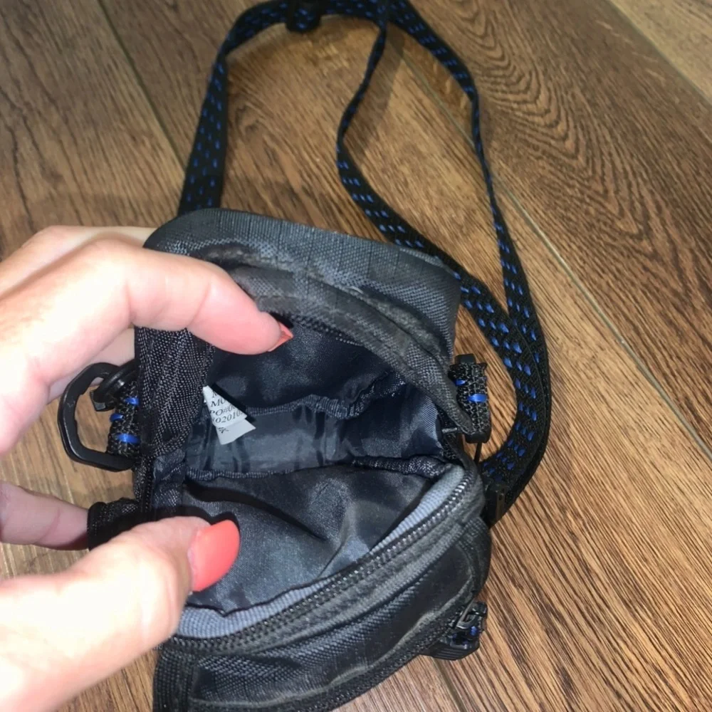 Samsonite Small Padded Crossbody Camera Bag w/ Adjustable Multi Compartments